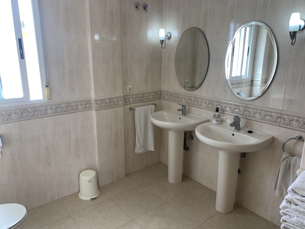 For sale - 3 Bedroom 2 Bathroom Villa in Algorfa (montemar) -  - Alicante
