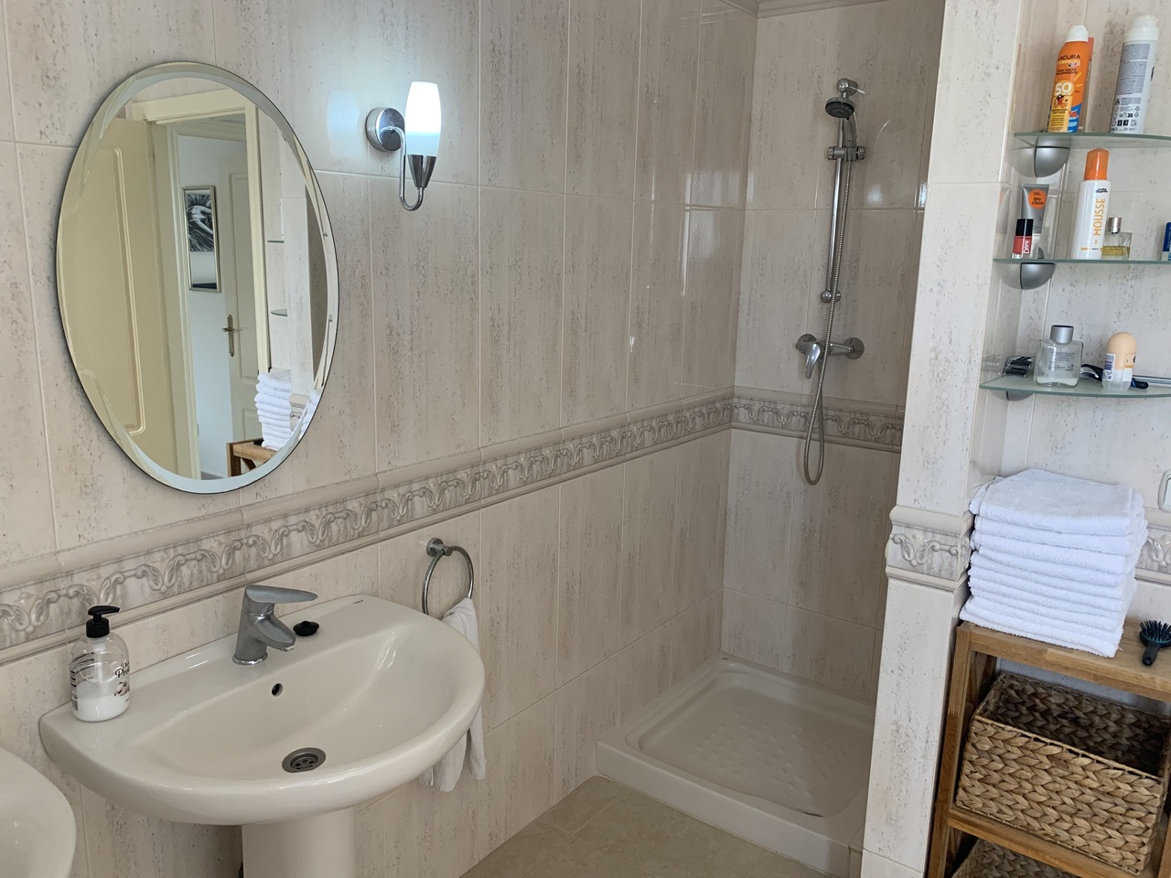 For sale - 3 Bedroom 2 Bathroom Villa in Algorfa (montemar) -  - Alicante