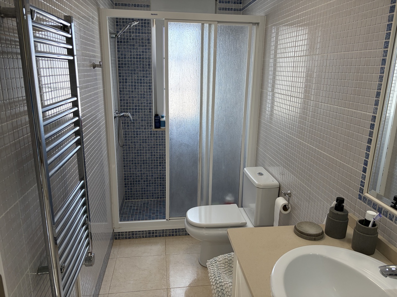 For sale - 3 Bedroom 3 Bathroom Town House in Heredades -  - Alicante