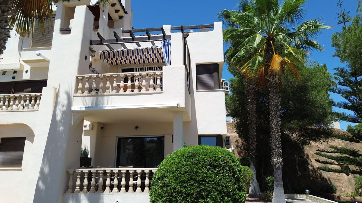 For sale - 2 Bedroom 2 Bathroom Apartment - Ground Floor Apartment in Orihuela - Las Ramblas Golf  - Alicante