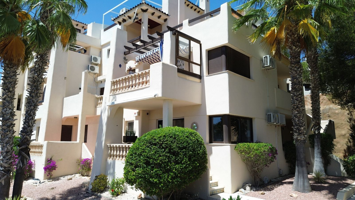 For sale - 2 Bedroom 2 Bathroom Apartment - Ground Floor Apartment in Orihuela - Las Ramblas Golf  - Alicante