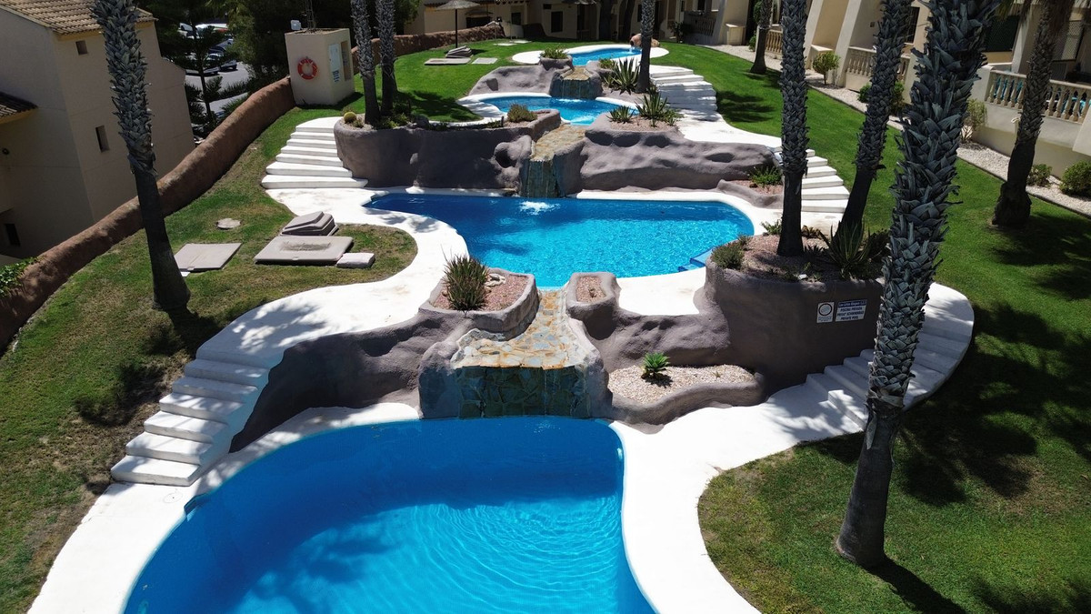 For sale - 2 Bedroom 2 Bathroom Apartment - Ground Floor Apartment in Orihuela - Las Ramblas Golf  - Alicante