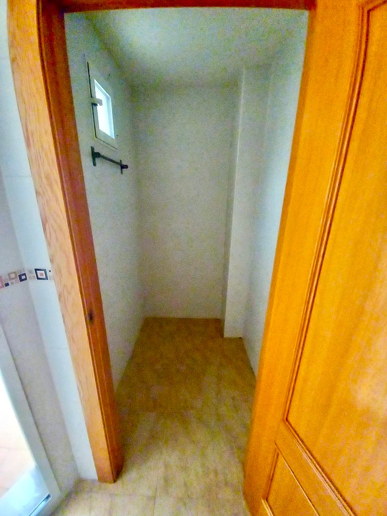 For sale - 3 Bedroom 2 Bathroom Apartment - Middle Floor Apartment in Almoradi - Almoradi Centro  - Alicante