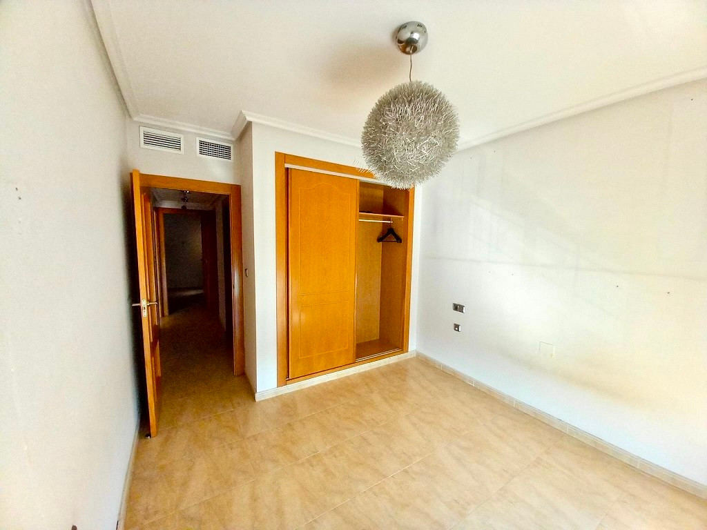 For sale - 3 Bedroom 2 Bathroom Apartment - Middle Floor Apartment in Almoradi - Almoradi Centro  - Alicante