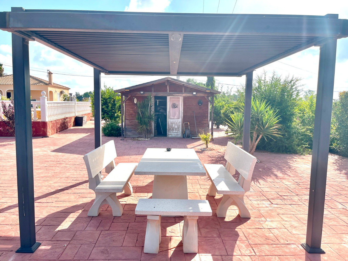 For sale - 3 Bedroom 2 Bathroom House - Detached Villa in Catral - Catral Centro  - Alicante
