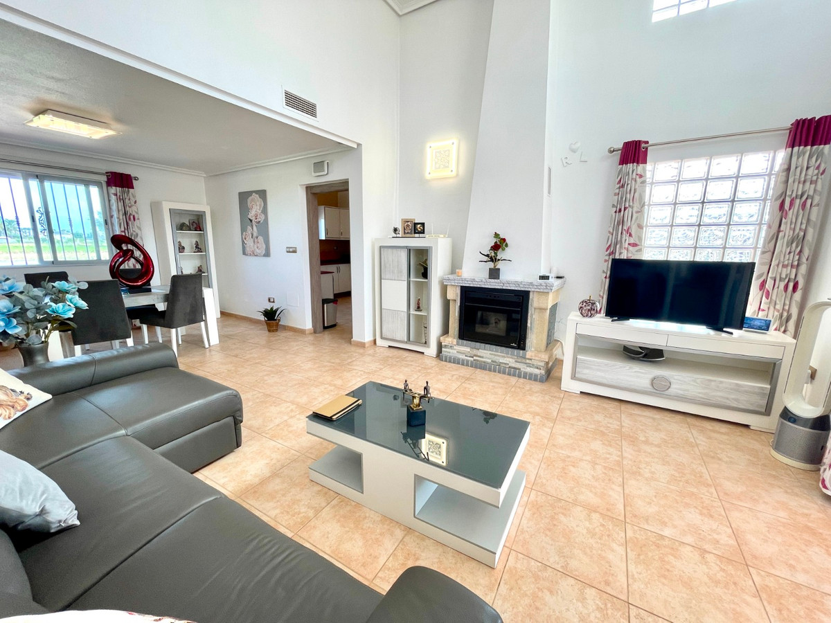For sale - 3 Bedroom 2 Bathroom House - Detached Villa in Catral - Catral Centro  - Alicante