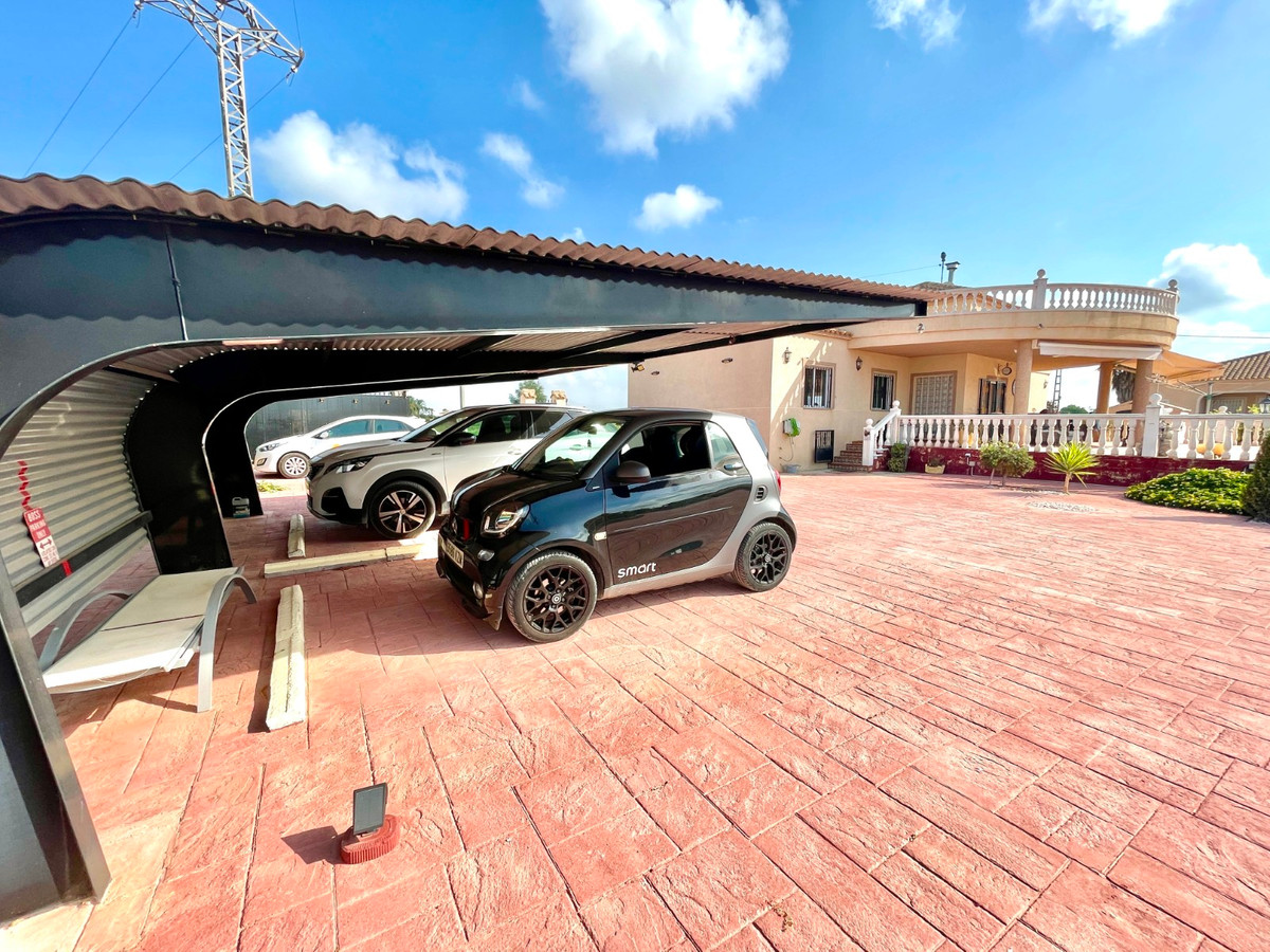 For sale - 3 Bedroom 2 Bathroom House - Detached Villa in Catral - Catral Centro  - Alicante