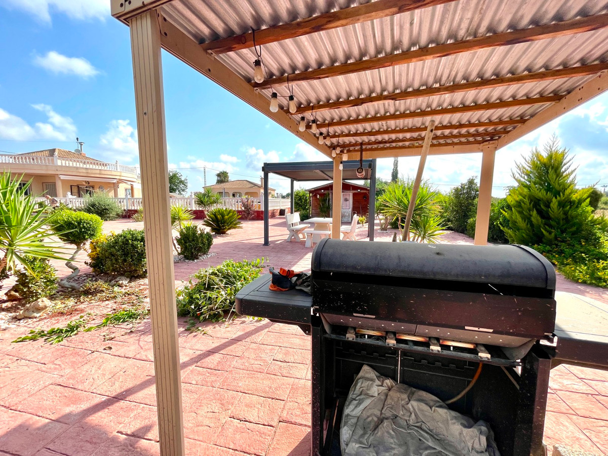 For sale - 3 Bedroom 2 Bathroom House - Detached Villa in Catral - Catral Centro  - Alicante