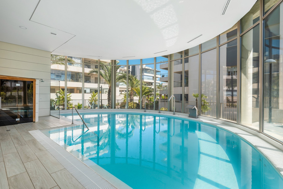 For sale - 3 Bedroom 2 Bathroom Apartment - Middle Floor Apartment in Orihuela - Villamartin  - Alicante