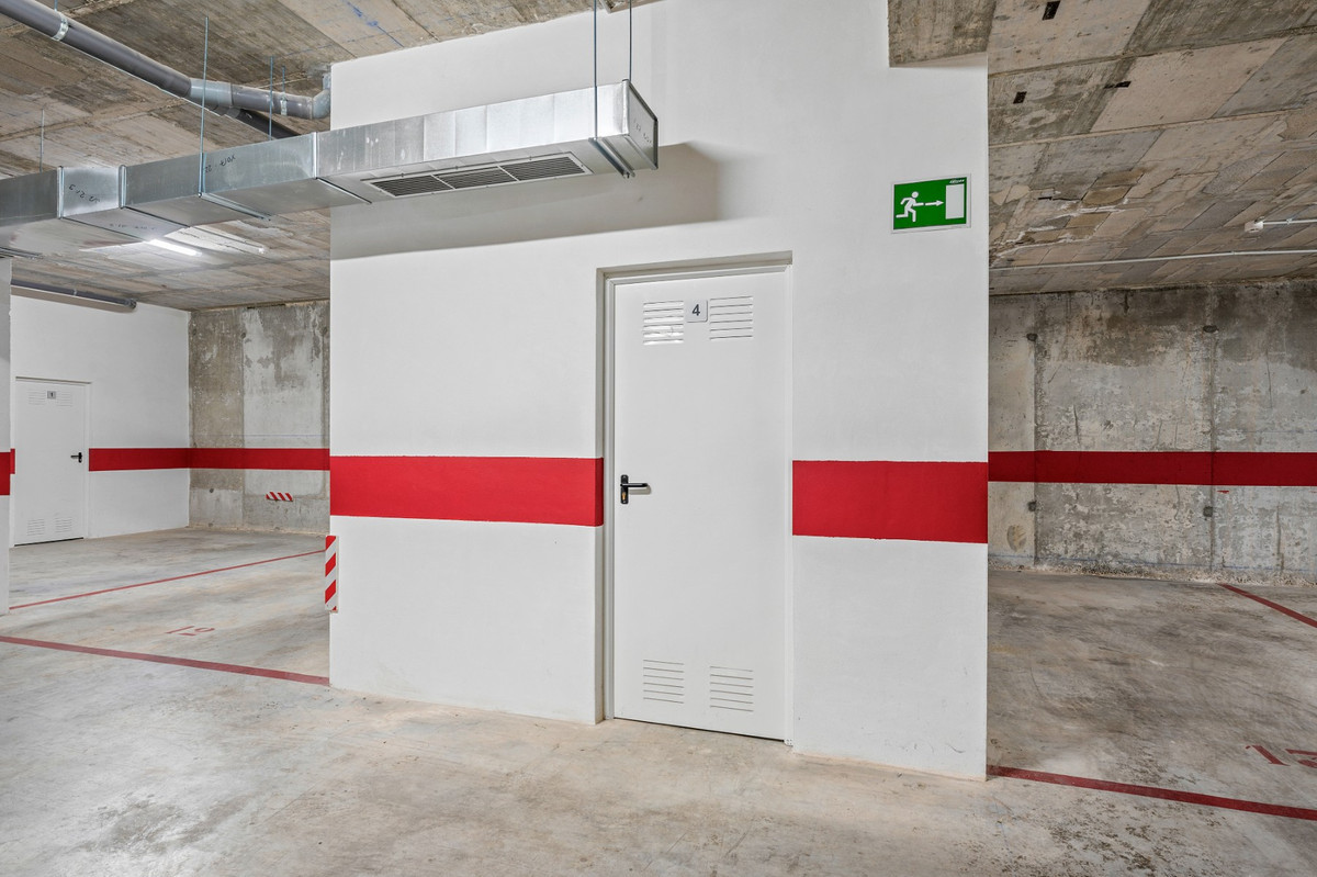 For sale - 3 Bedroom 2 Bathroom Apartment - Middle Floor Apartment in Orihuela - Villamartin  - Alicante