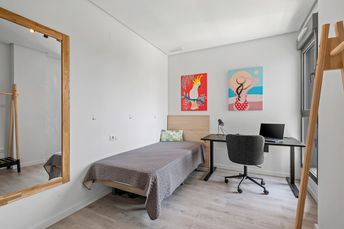 For sale - 3 Bedroom 2 Bathroom Apartment - Middle Floor Apartment in Orihuela - Villamartin  - Alicante