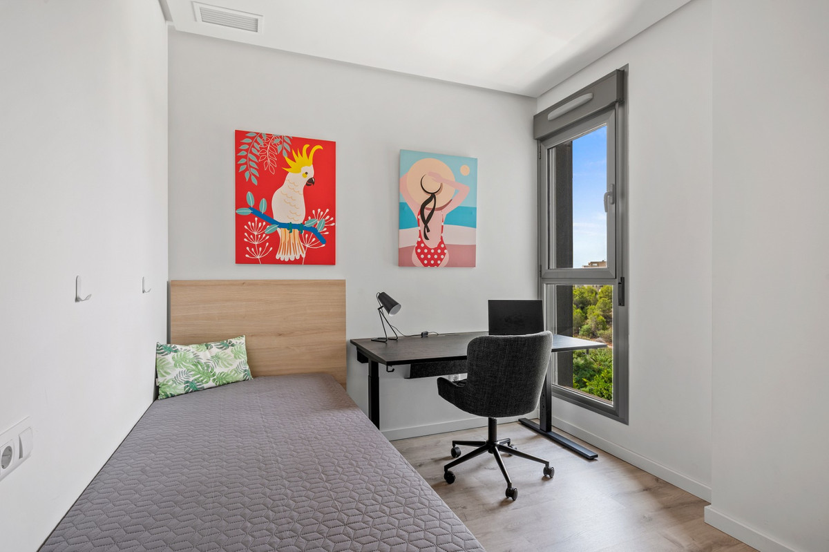 For sale - 3 Bedroom 2 Bathroom Apartment - Middle Floor Apartment in Orihuela - Villamartin  - Alicante