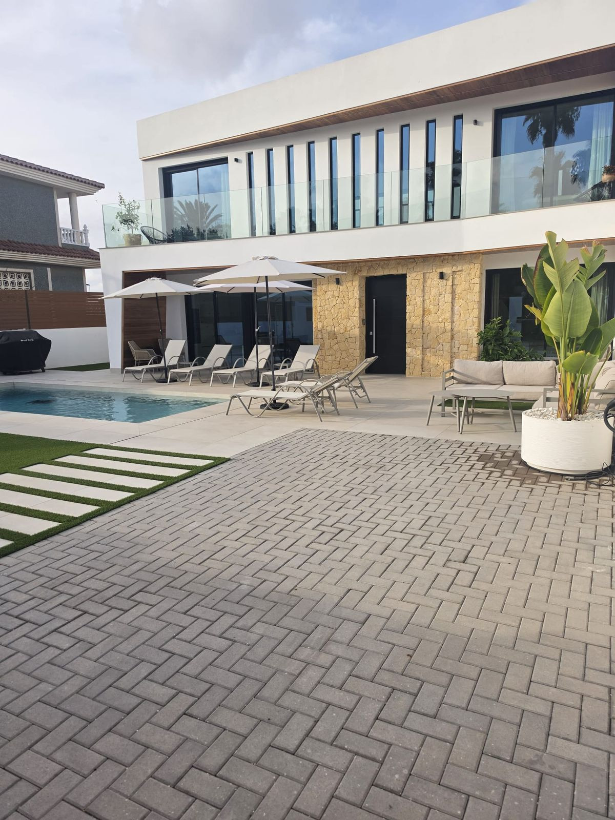 For sale - 4 Bedroom 4 Bathroom House - Detached Villa in Orihuela - Los Altos  - Alicante