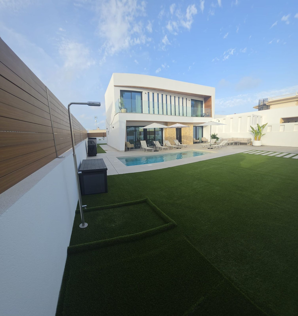 For sale - 4 Bedroom 4 Bathroom House - Detached Villa in Orihuela - Los Altos  - Alicante