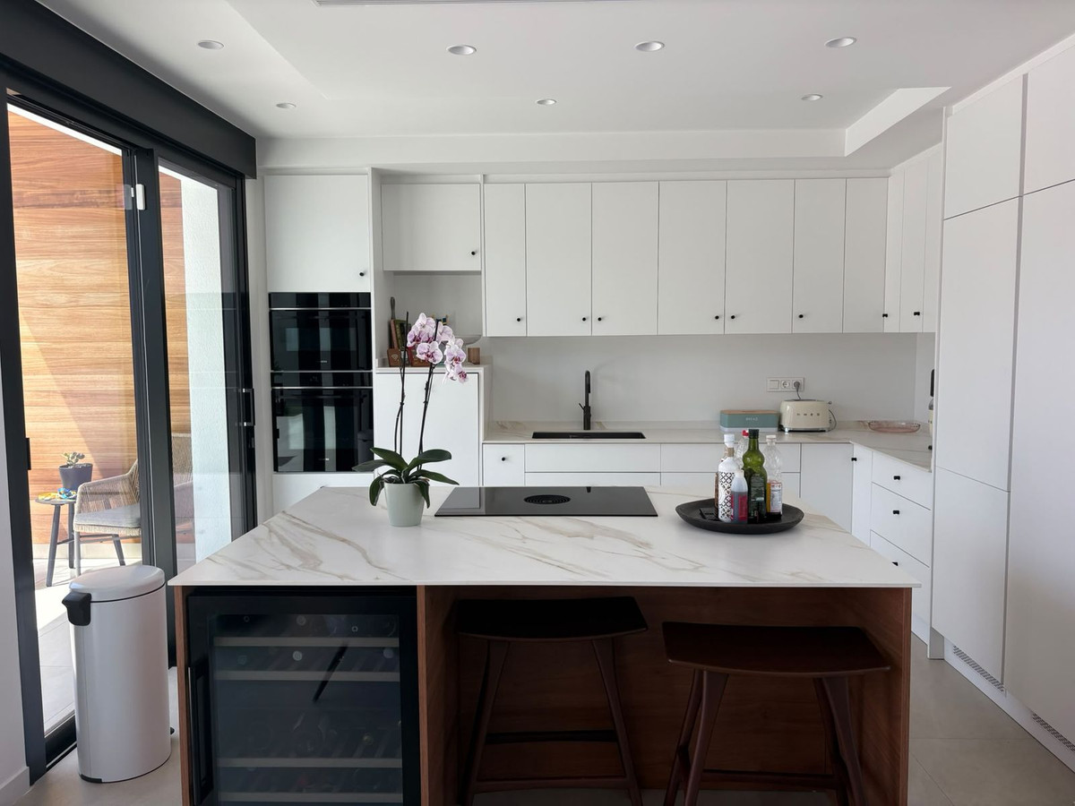 For sale - 4 Bedroom 4 Bathroom House - Detached Villa in Orihuela - Los Altos  - Alicante