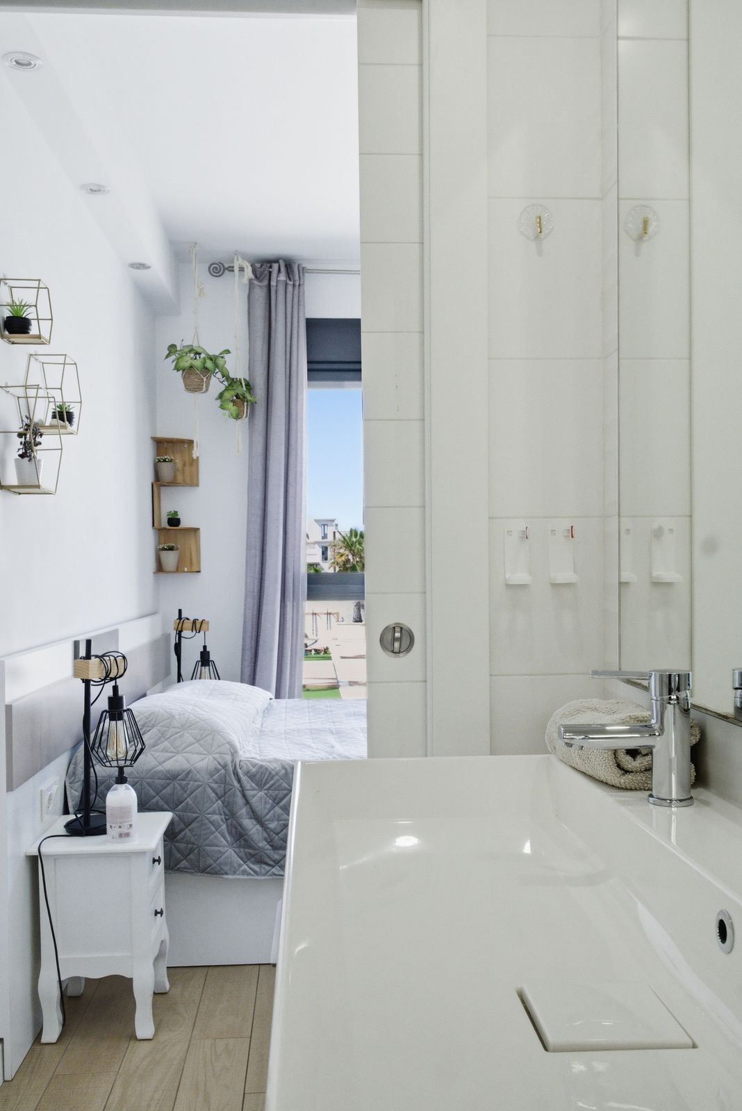 For sale - 2 Bedroom 2 Bathroom Apartment - Middle Floor Apartment in Orihuela - La Zenia  - Alicante