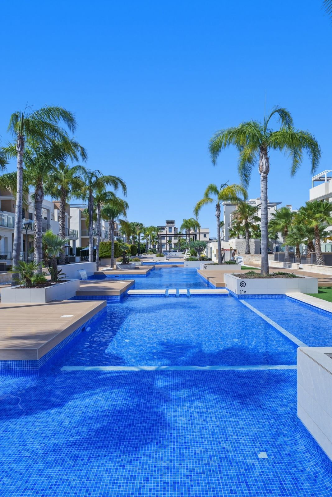 For sale - 2 Bedroom 2 Bathroom Apartment - Middle Floor Apartment in Orihuela - La Zenia  - Alicante