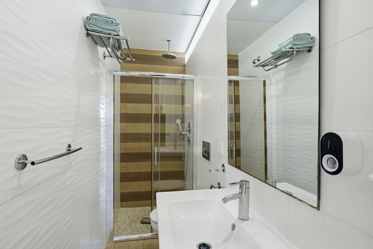 For sale - 2 Bedroom 2 Bathroom Apartment - Middle Floor Apartment in Orihuela - La Zenia  - Alicante