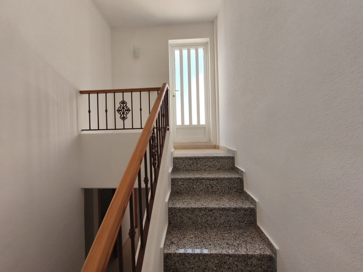 For sale - 3 Bedroom 2 Bathroom House - Detached Villa in Rojales - Rojales Centro  - Alicante
