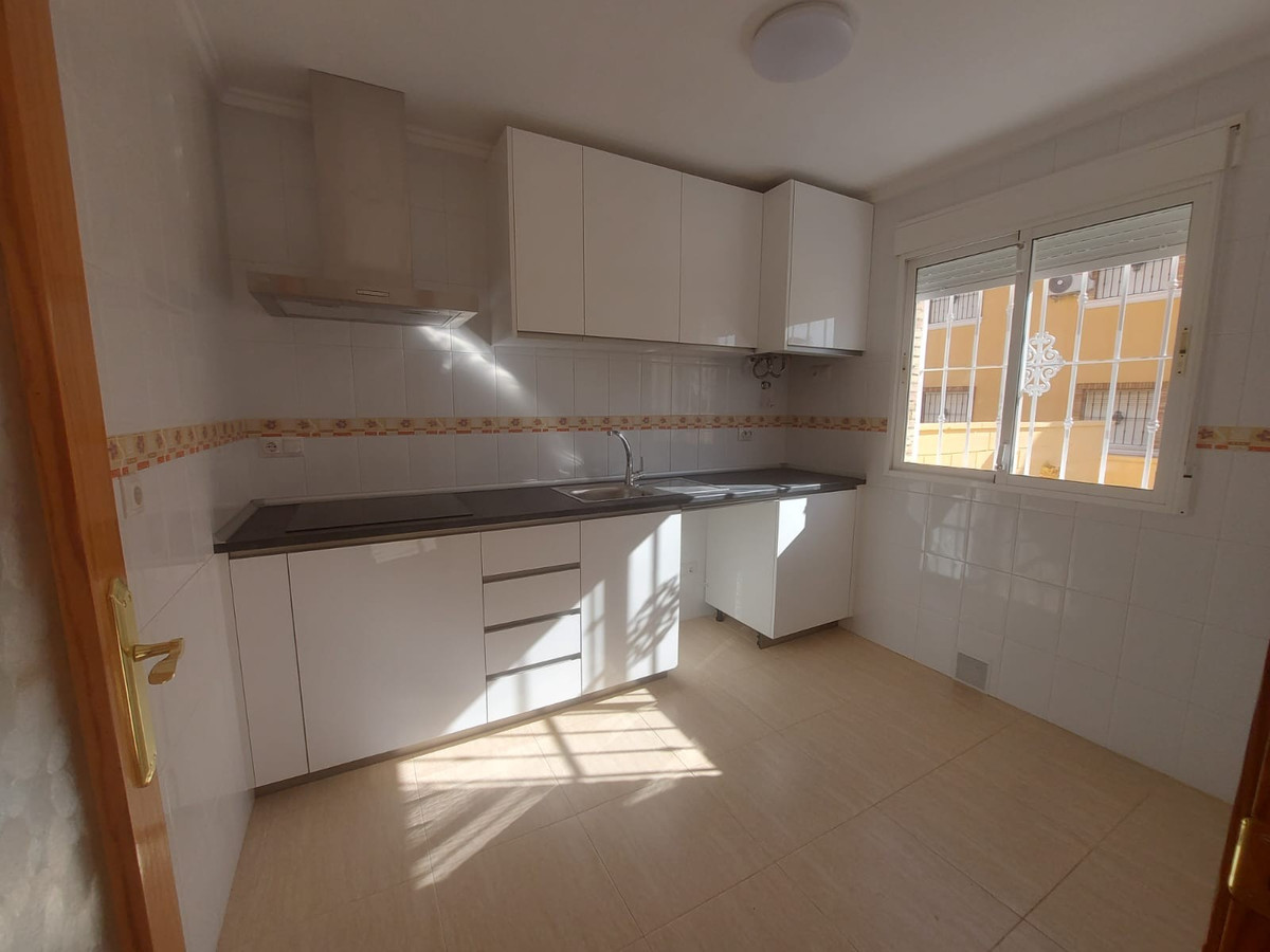 For sale - 3 Bedroom 2 Bathroom House - Detached Villa in Rojales - Rojales Centro  - Alicante