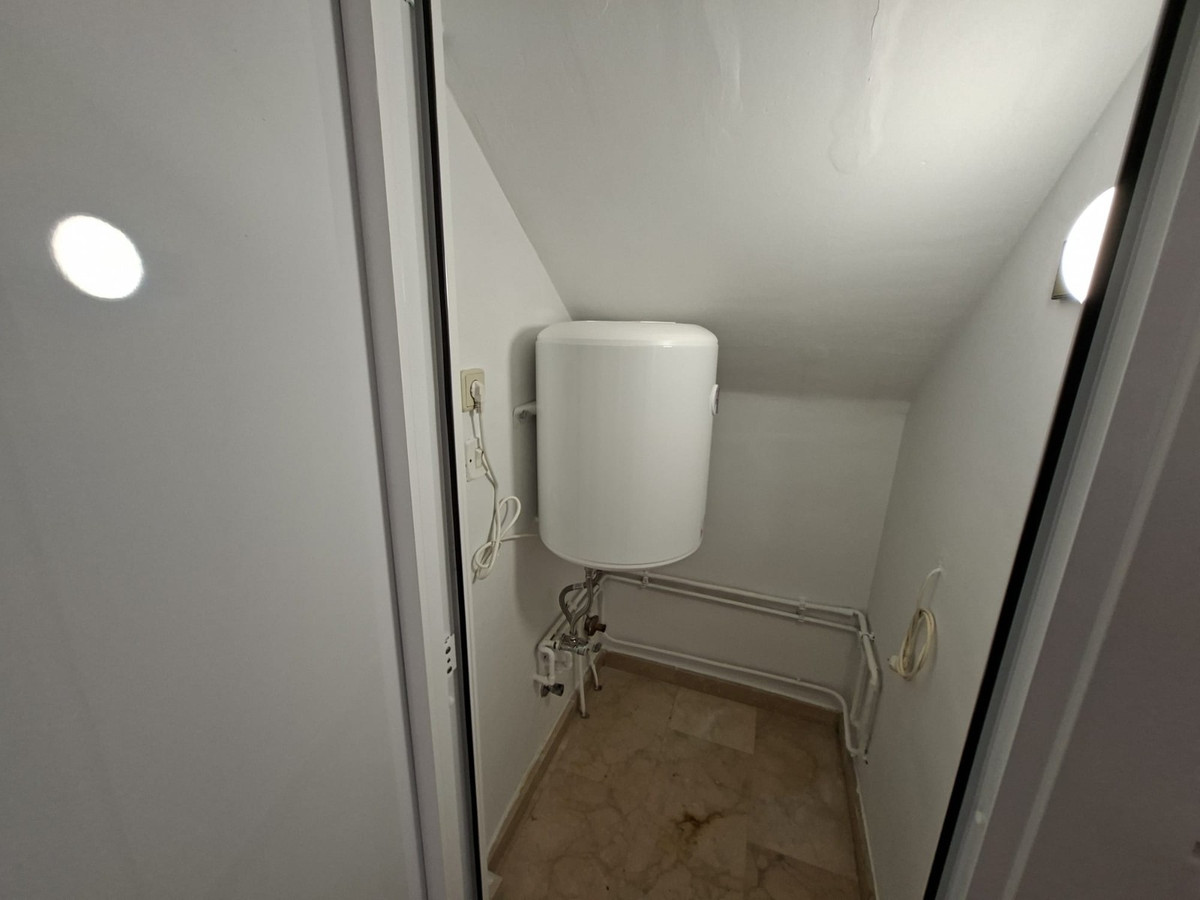 For sale - 2 Bedroom 1 Bathroom House - Detached Villa in Orihuela - Villamartin  - Alicante