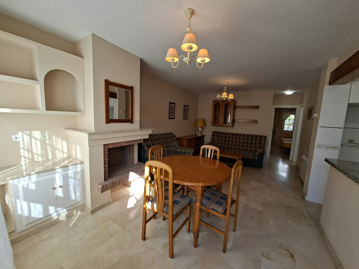 For sale - 2 Bedroom 1 Bathroom House - Detached Villa in Orihuela - Villamartin  - Alicante