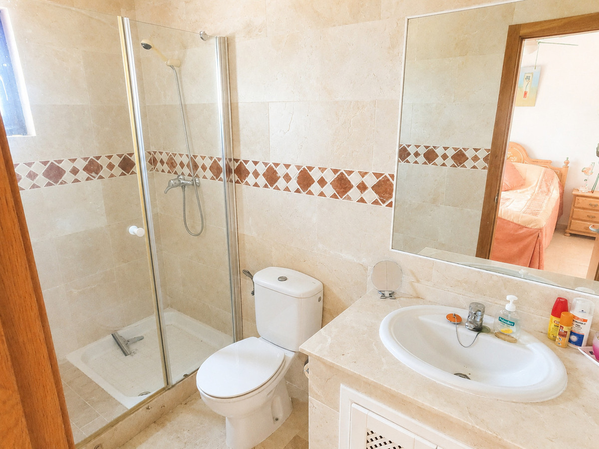 For sale - 2 Bedroom 2 Bathroom Apartment - Ground Floor Apartment in Algorfa - La Finca Golf  - Alicante