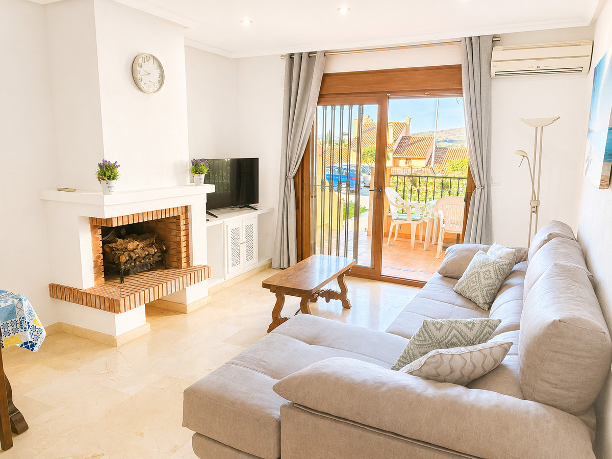 For sale - 3 Bedroom 2 Bathroom House - Townhouse in Algorfa - La Finca Golf  - Alicante
