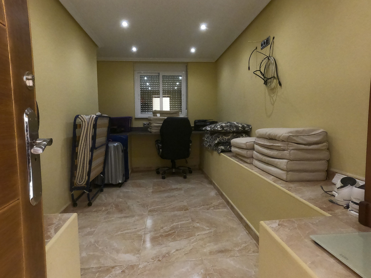 For sale - 5 Bedroom 4 Bathroom House - Detached Villa in Algorfa - Algorfa Centro  - Alicante