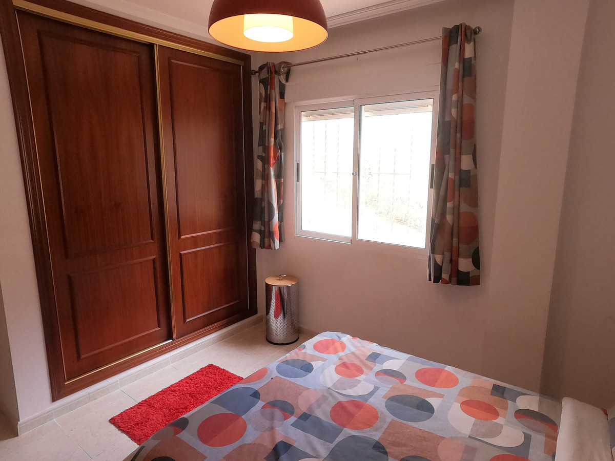 For sale - 5 Bedroom 4 Bathroom House - Detached Villa in Algorfa - Algorfa Centro  - Alicante