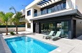 76-R5440657/79482, 5 Bedroom 4 Bathroom House - Detached Villa in Algorfa