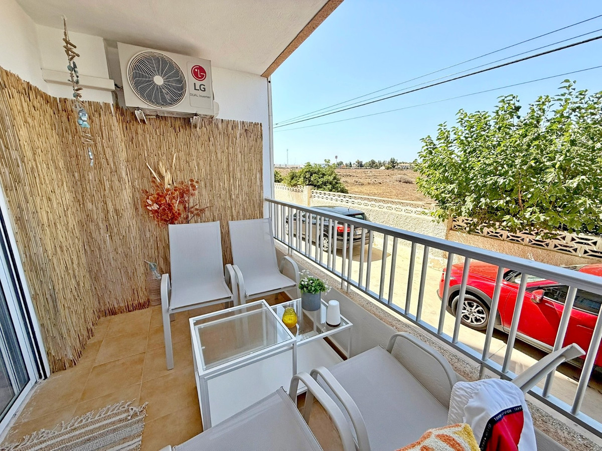 For sale - 2 Bedroom 2 Bathroom Apartment - Ground Floor Apartment in Orihuela - Punta Prima  - Alicante