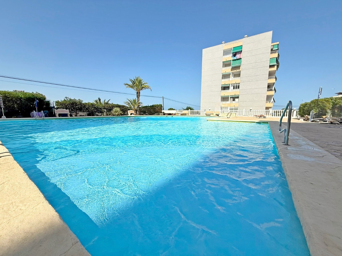 For sale - 2 Bedroom 2 Bathroom Apartment - Ground Floor Apartment in Orihuela - Punta Prima  - Alicante