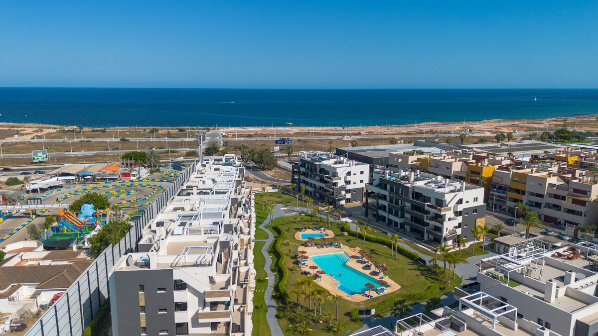 For sale - 2 Bedroom 2 Bathroom Apartment - Penthouse in Orihuela - Playa Flamenca  - Alicante