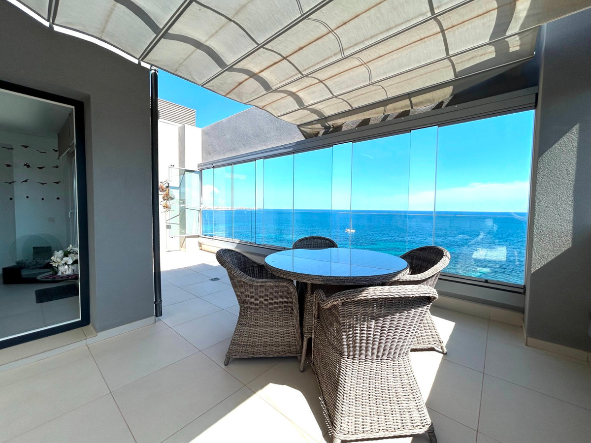 For sale - 3 Bedroom 2 Bathroom Apartment - Penthouse in Orihuela - Punta Prima  - Alicante