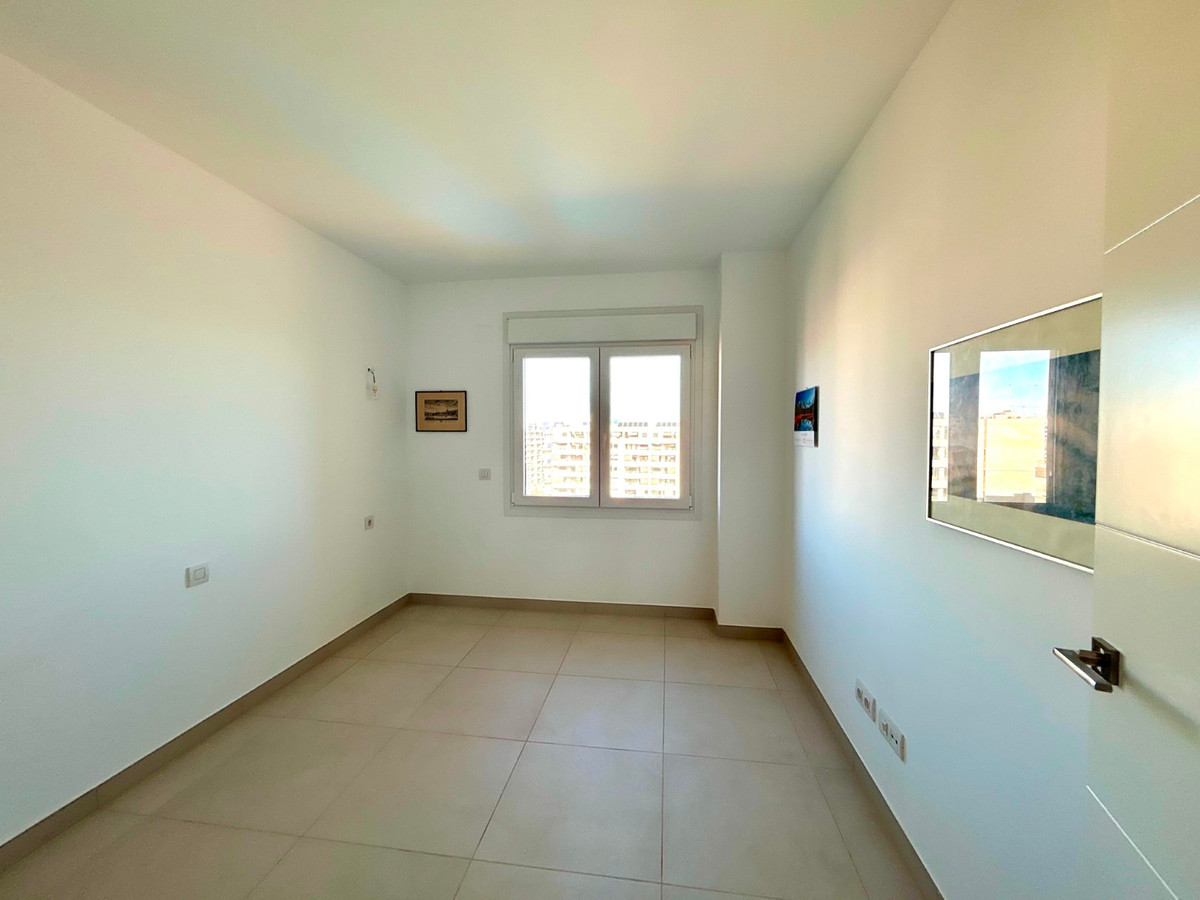 For sale - 3 Bedroom 2 Bathroom Apartment - Penthouse in Orihuela - Punta Prima  - Alicante