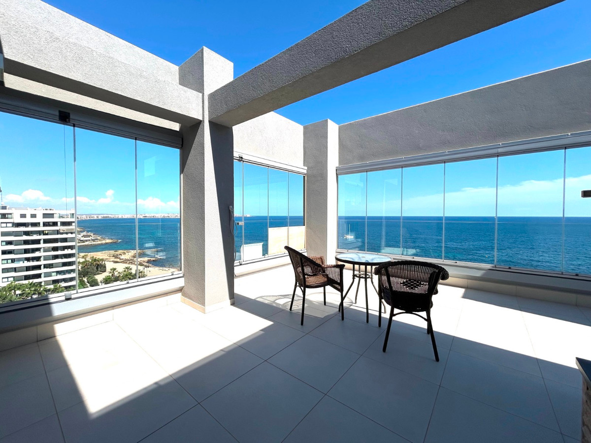 For sale - 3 Bedroom 2 Bathroom Apartment - Penthouse in Orihuela - Punta Prima  - Alicante