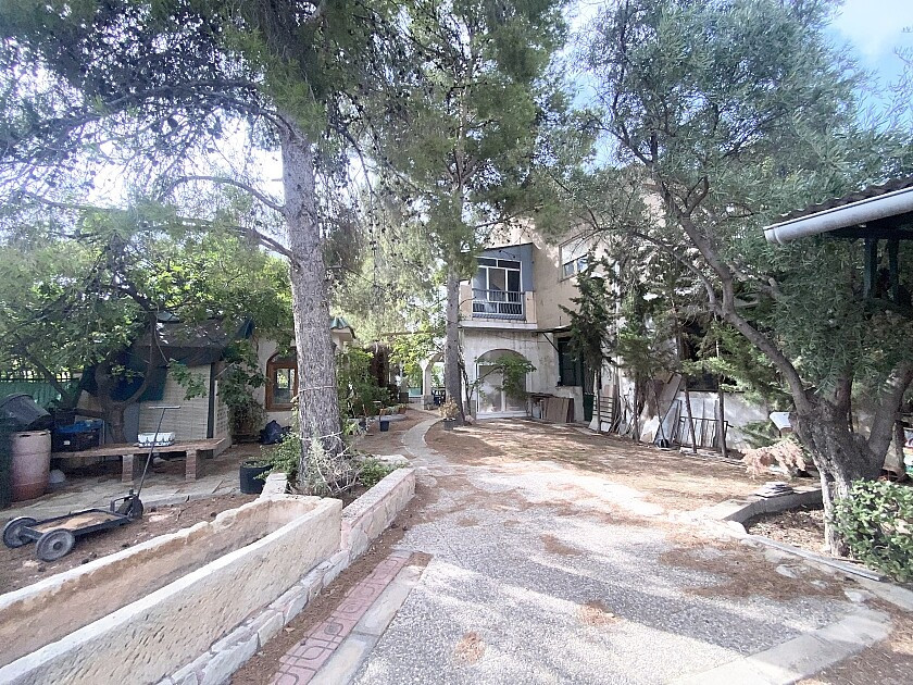 For sale - 4 Bedroom 3 Bathroom House - Detached Villa in Crevillente - Crevillent - Crevillente - Crevillent Centro  - Alicante
