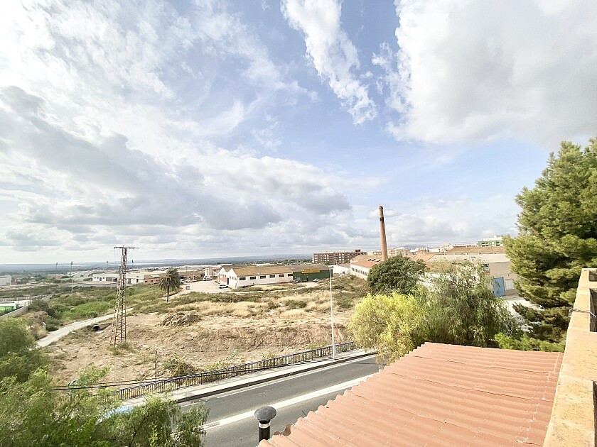 For sale - 4 Bedroom 3 Bathroom House - Detached Villa in Crevillente - Crevillent - Crevillente - Crevillent Centro  - Alicante