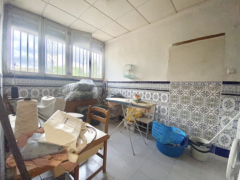 For sale - 4 Bedroom 3 Bathroom House - Detached Villa in Crevillente - Crevillent - Crevillente - Crevillent Centro  - Alicante