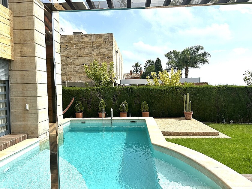 For sale - 4 Bedroom 5 Bathroom House - Detached Villa in Orihuela - Dehesa de Campoamor  - Alicante