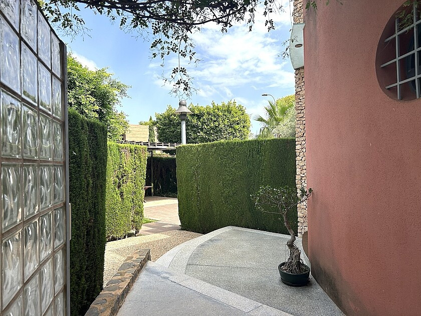 For sale - 4 Bedroom 5 Bathroom House - Detached Villa in Orihuela - Dehesa de Campoamor  - Alicante