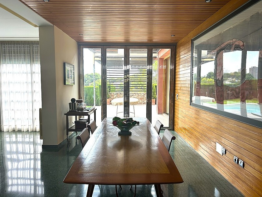 For sale - 4 Bedroom 5 Bathroom House - Detached Villa in Orihuela - Dehesa de Campoamor  - Alicante