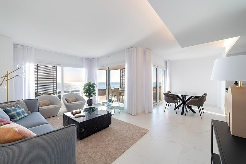 For sale - 3 Bedroom 2 Bathroom Apartment - Middle Floor Apartment in Orihuela - Punta Prima  - Alicante
