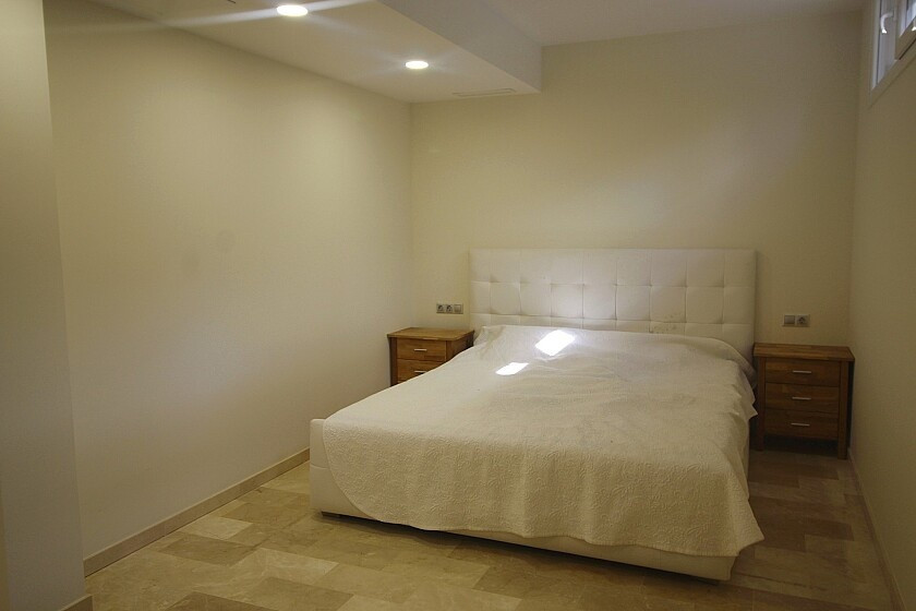For sale - 5 Bedroom 4 Bathroom House - Detached Villa in Orihuela - La Zenia  - Alicante
