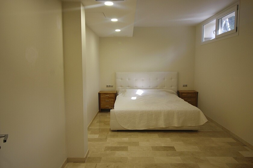 For sale - 5 Bedroom 4 Bathroom House - Detached Villa in Orihuela - La Zenia  - Alicante