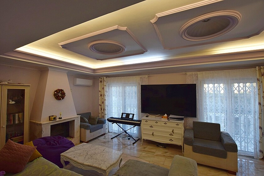 For sale - 3 Bedroom 2 Bathroom House - Detached Villa in Torrevieja - Torrevieja Centro  - Alicante