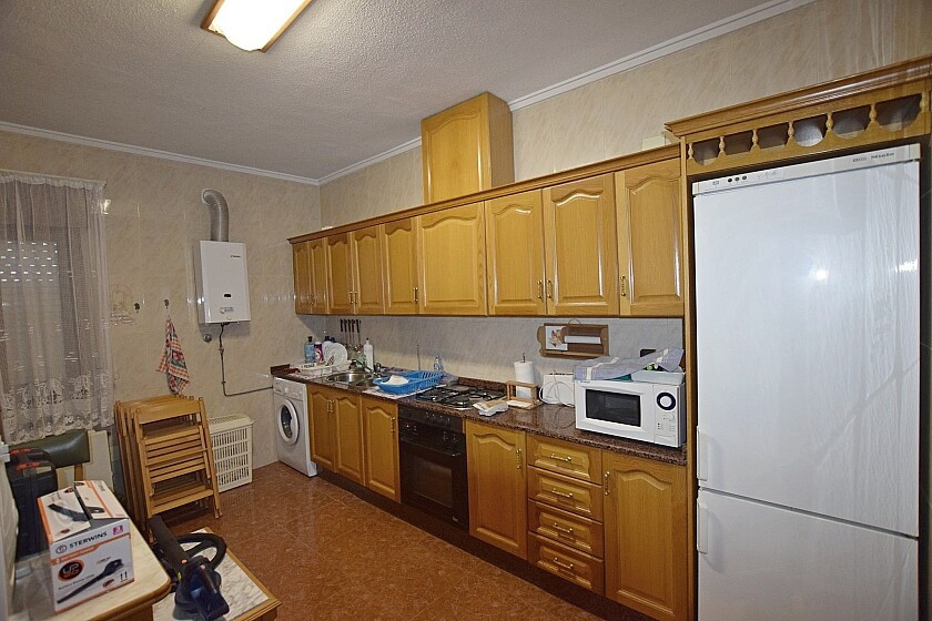 For sale - 3 Bedroom 2 Bathroom House - Detached Villa in Torrevieja - Torrevieja Centro  - Alicante