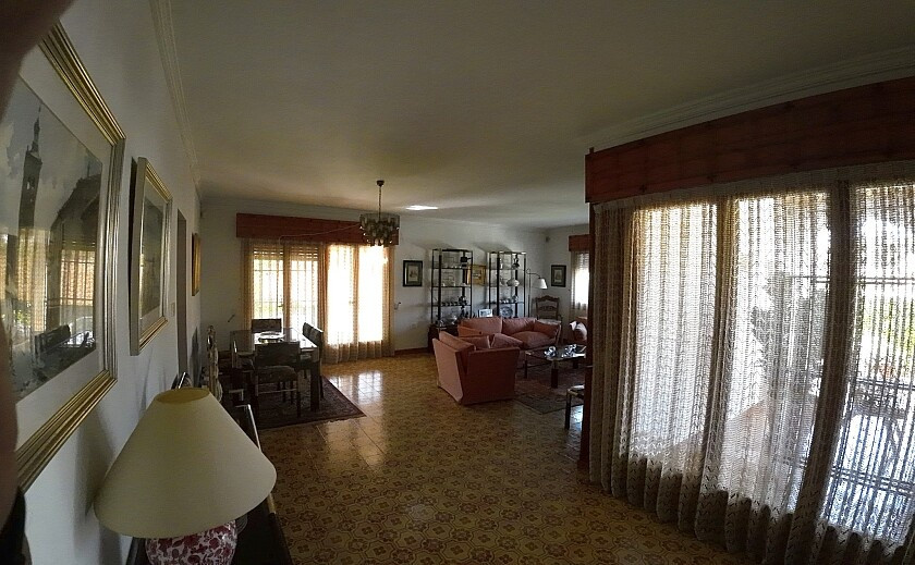 For sale - 5 Bedroom 2 Bathroom House - Bungalow in Orihuela - Dehesa de Campoamor  - Alicante