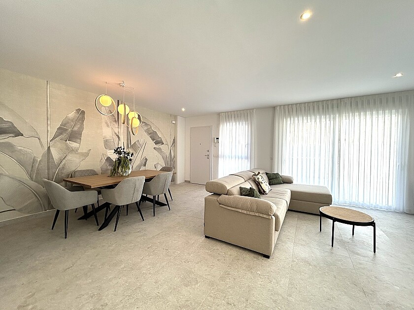 For sale - 3 Bedroom 2 Bathroom Apartment - Ground Floor Apartment in Torrevieja - La Mata  - Alicante